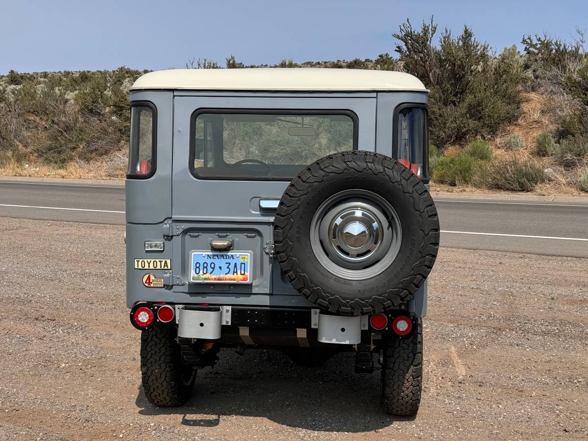 Fj40-landcruiser-1969-custom-10