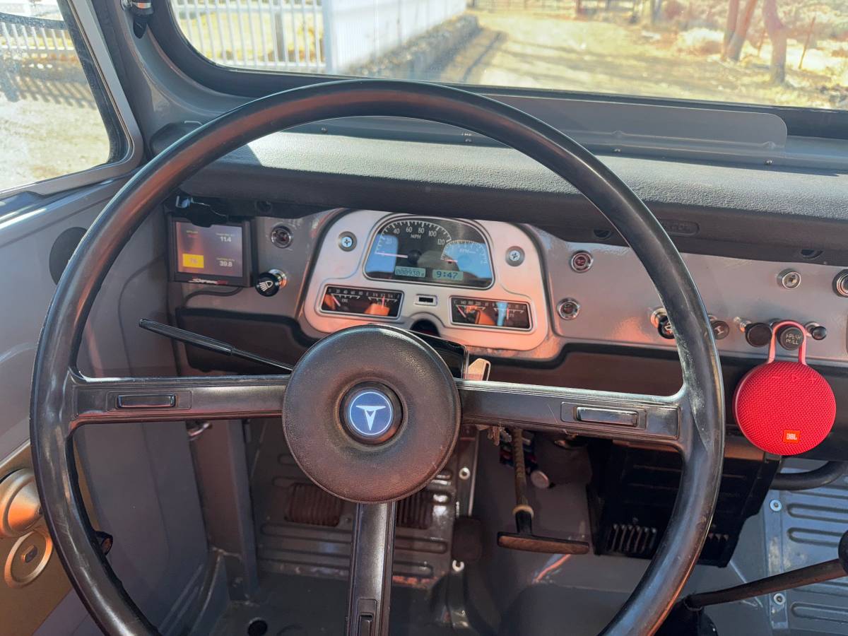 Fj40-landcruiser-1969-custom-18