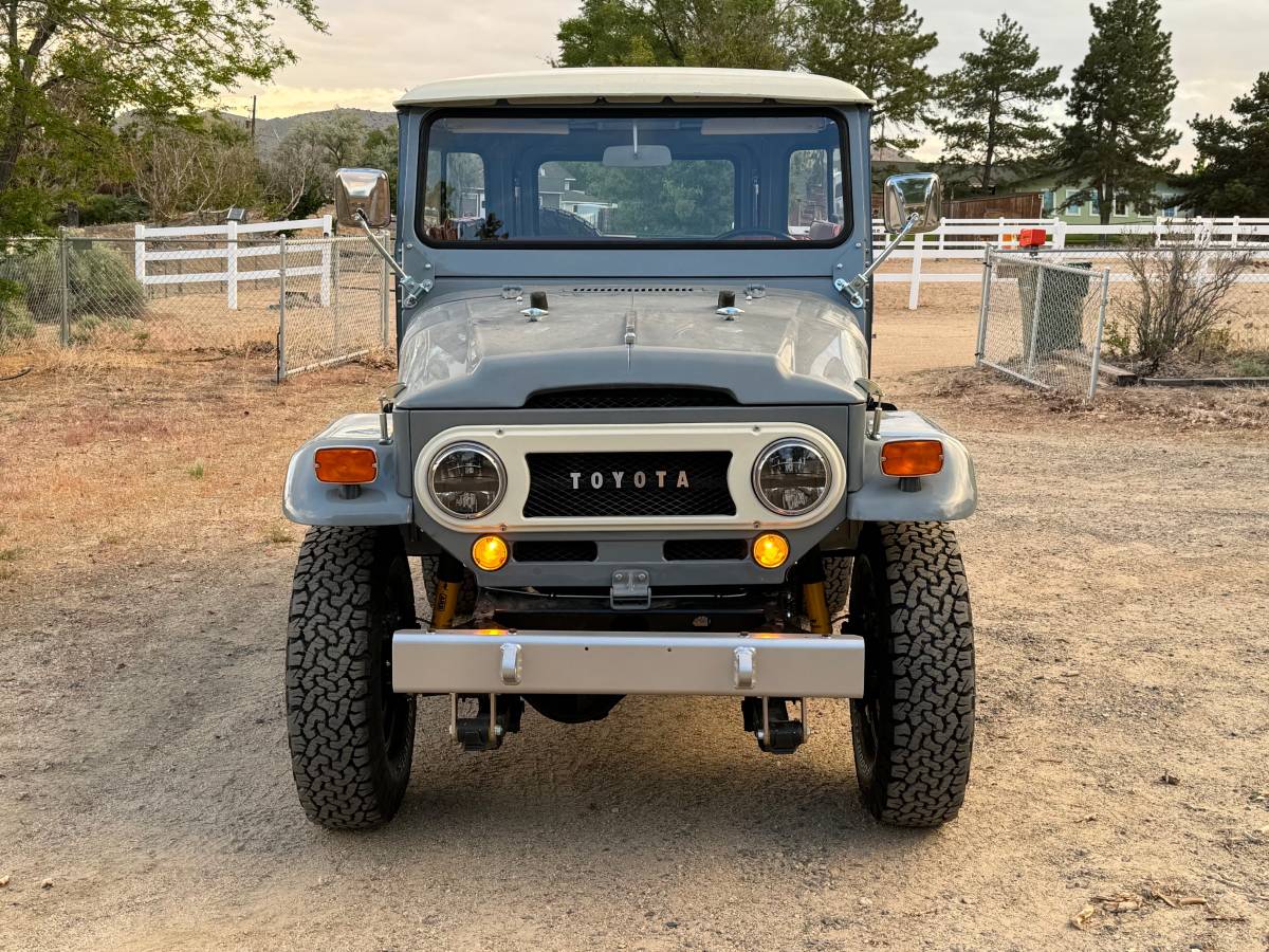 Fj40-landcruiser-1969-custom-7