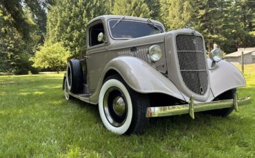 Ford-1-12-ton-pickup-1935-Beige-BeigeWoodBlack-21