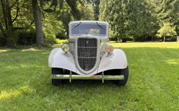 Ford-1-12-ton-pickup-1935-Beige-BeigeWoodBlack-23