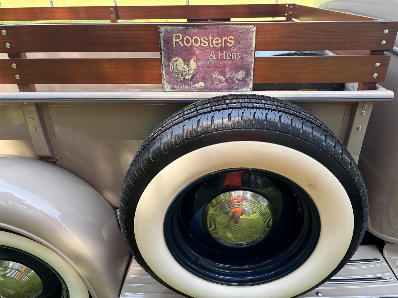 Ford-1-12-ton-pickup-1935-Beige-BeigeWoodBlack-38