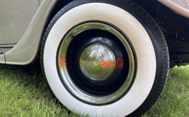 Ford-1-12-ton-pickup-1935-Beige-BeigeWoodBlack-39