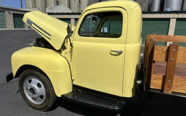 Ford-1-12-ton-pickup-1948-Yellow-Blue-12
