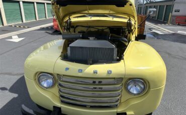 Ford-1-12-ton-pickup-1948-Yellow-Blue-13