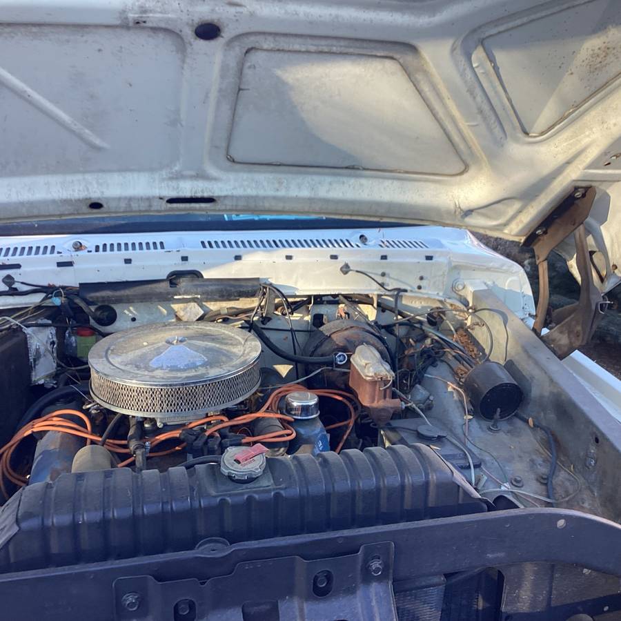 Ford-1-ton-f350-1975-white-4