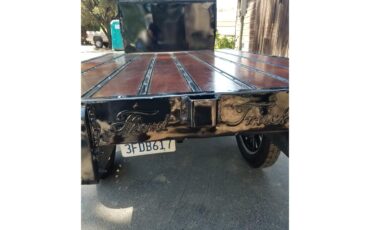 Ford-1-ton-flatbed-1926-Black-Black-2