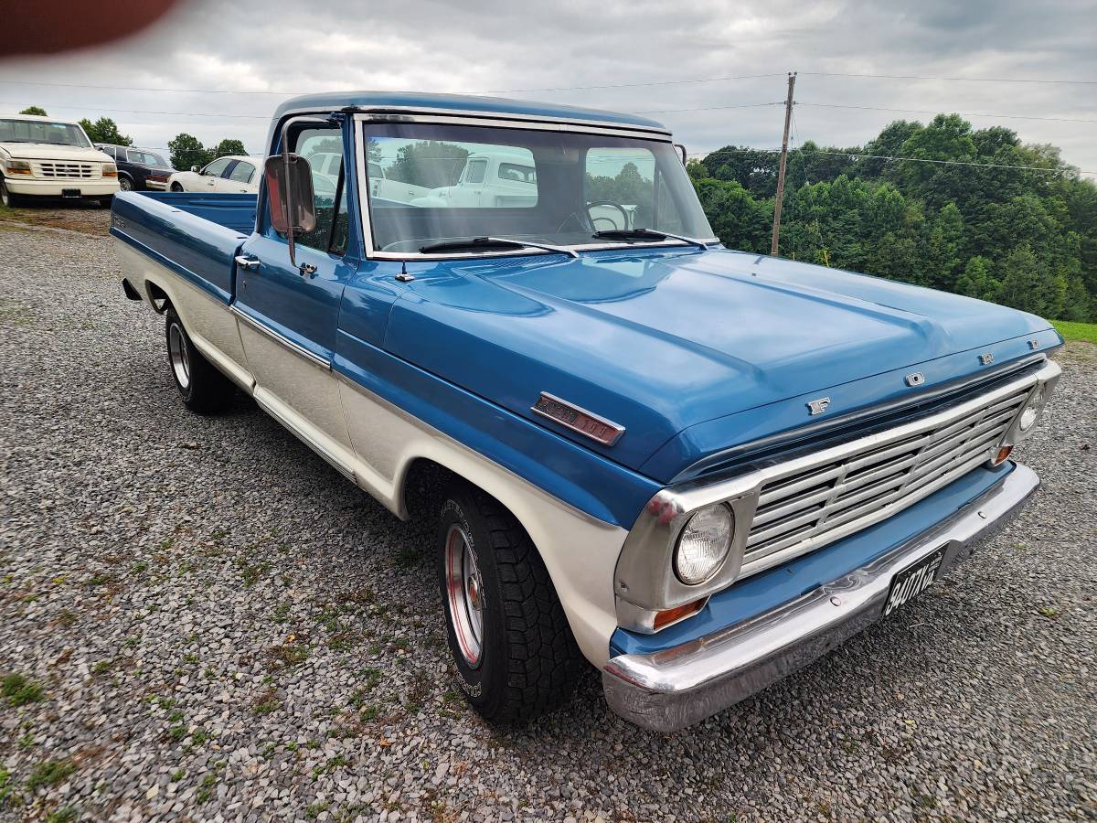 Ford-100-1967-custom-2