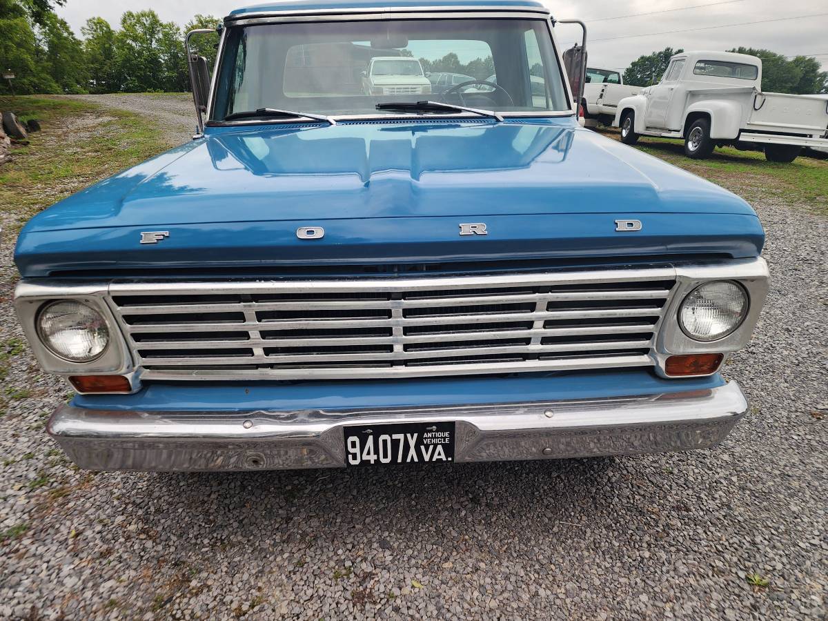 Ford-100-1967-custom-5