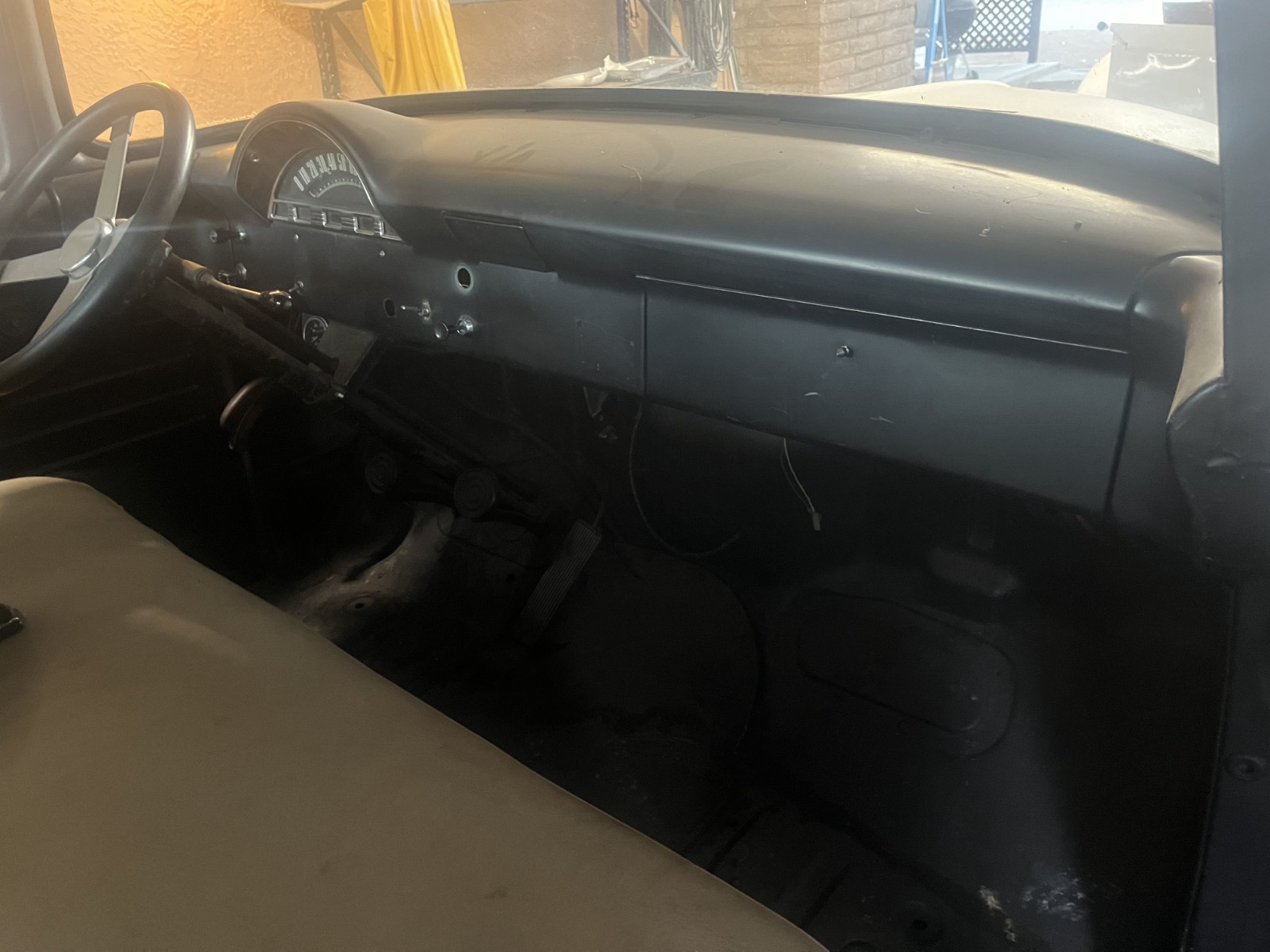 Ford-12-Ton-Pickup-1956-Standard-Cab-Pickup-4
