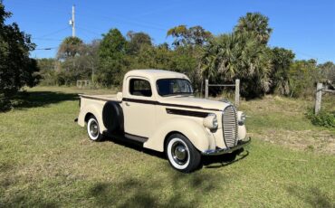 Ford-12-ton-pickup-1939-Tan-Tan-4