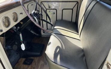 Ford-12-ton-pickup-1939-Tan-Tan-8