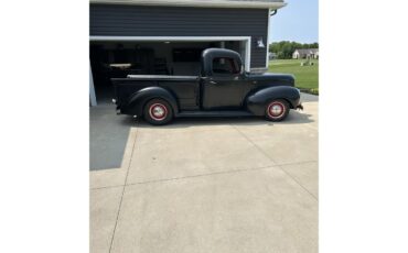 Ford-12-ton-pickup-1940-Black-Red-2