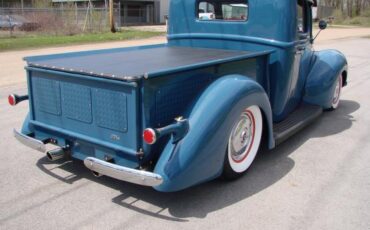Ford-12-ton-pickup-1940-HOT-ROD-BABY-BLUE-TAN-LEATHER-8