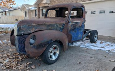 Ford-12-ton-pickup-1941-Primer-19