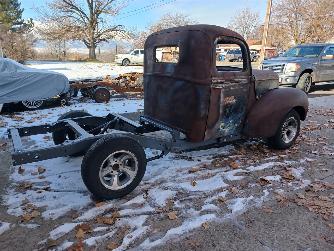 Ford-12-ton-pickup-1941-Primer-9