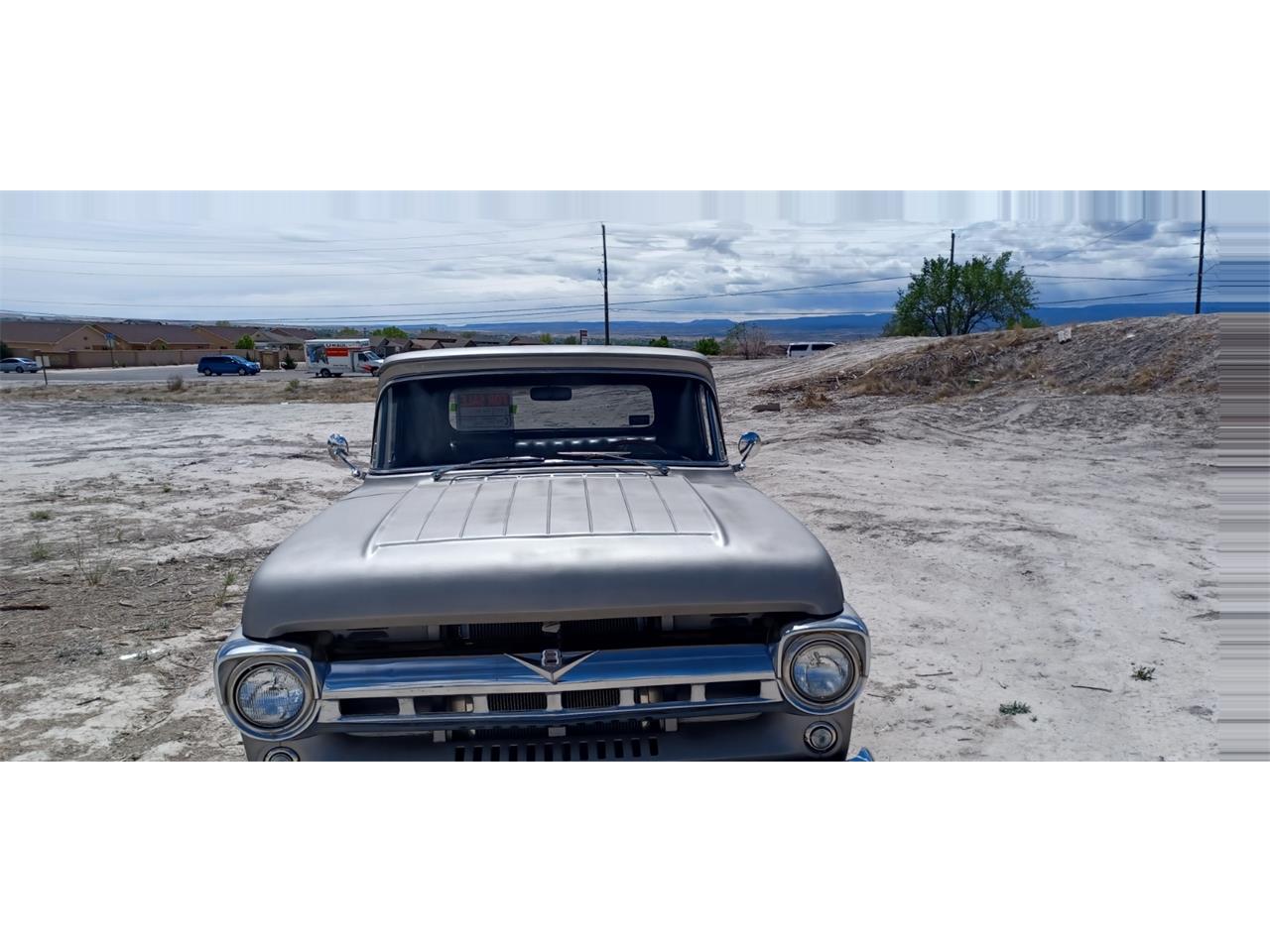 Ford-12-ton-pickup-1957-Greyblack-top-Blackred-5