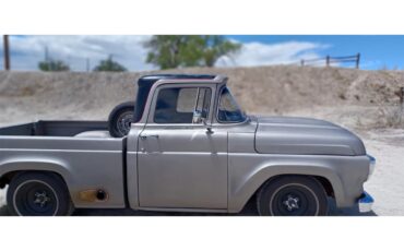 Ford-12-ton-pickup-1957-Greyblack-top-Blackred-6