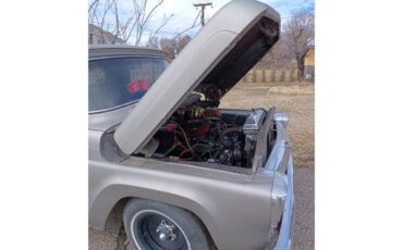 Ford-12-ton-pickup-1957-Greyblack-top-Blackred-9