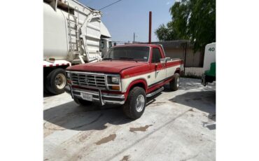 Ford-12-ton-pickup-1986-Red-Red-2