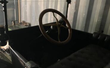Ford-1915-black-2