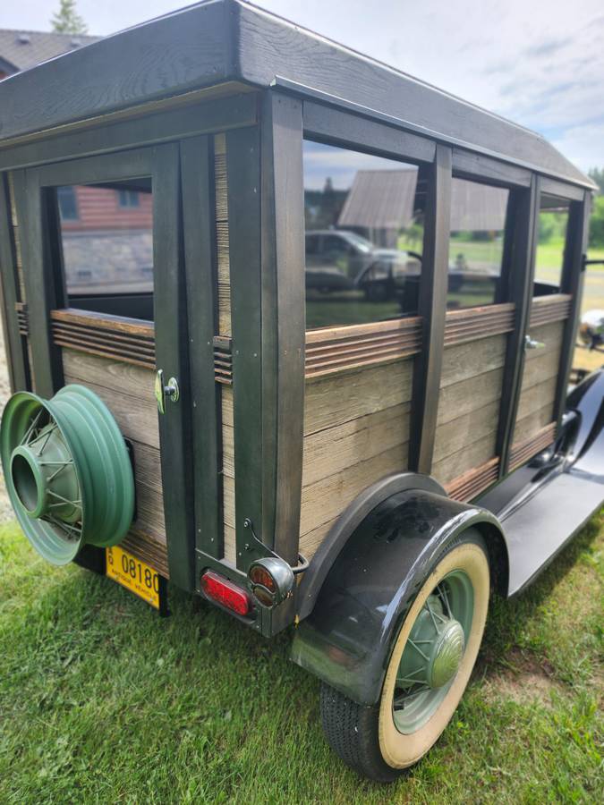 Ford-1928-black-16