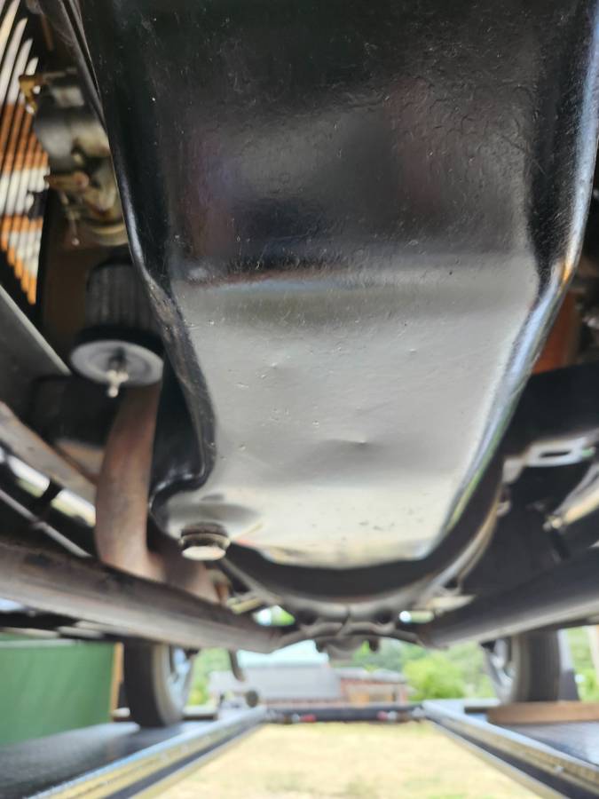 Ford-1928-black-9