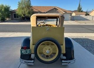 Ford-1928-yellow