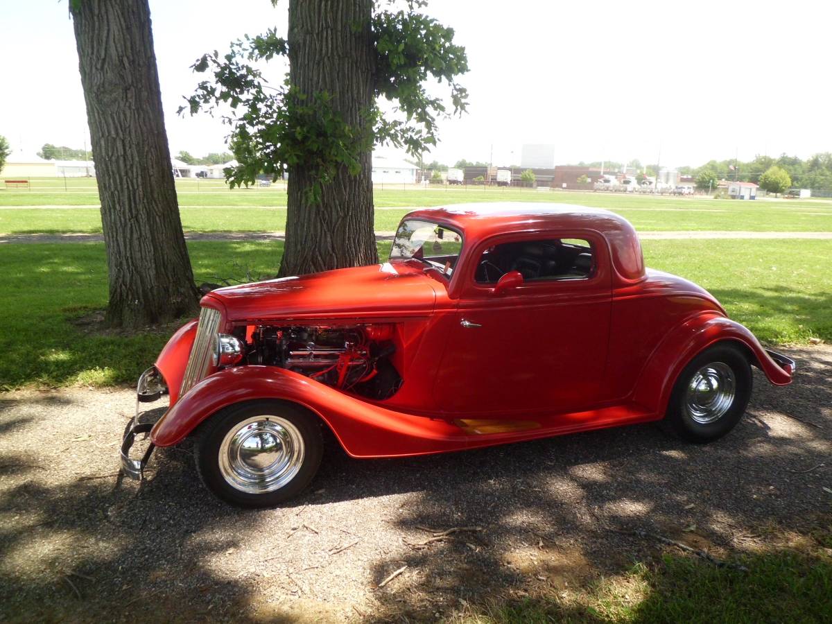 Ford-1934-red-2
