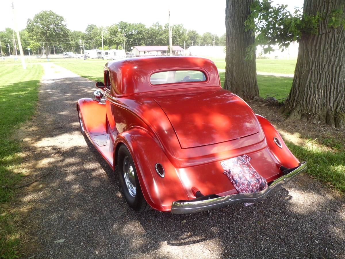 Ford-1934-red-3