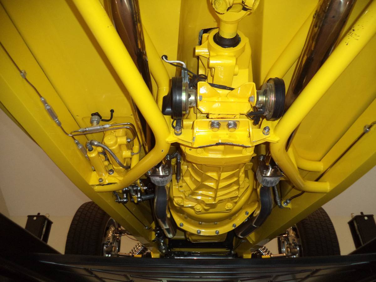 Ford-1934-yellow-3
