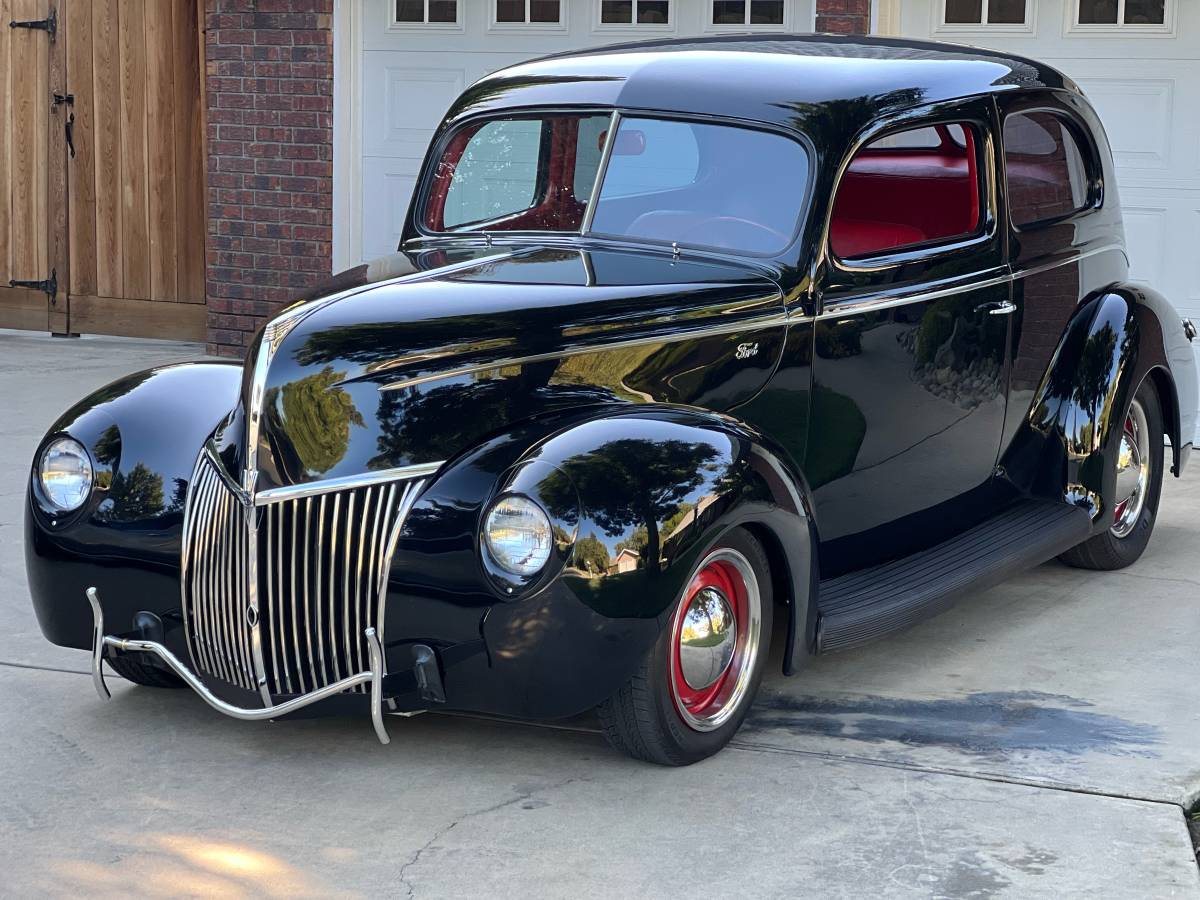 Ford-1940-black-10