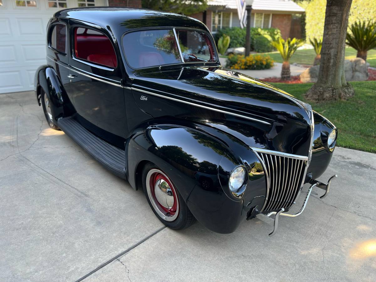 Ford-1940-black-11