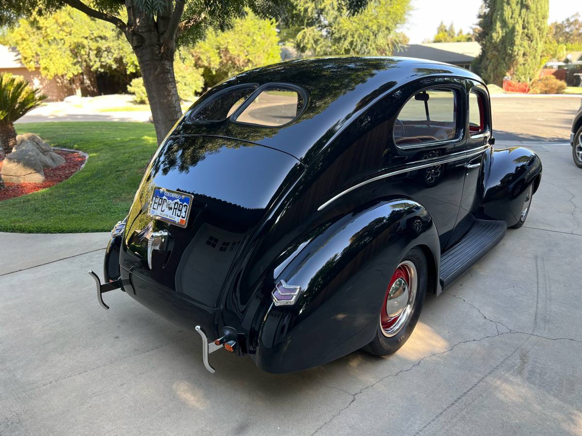 Ford-1940-black-12