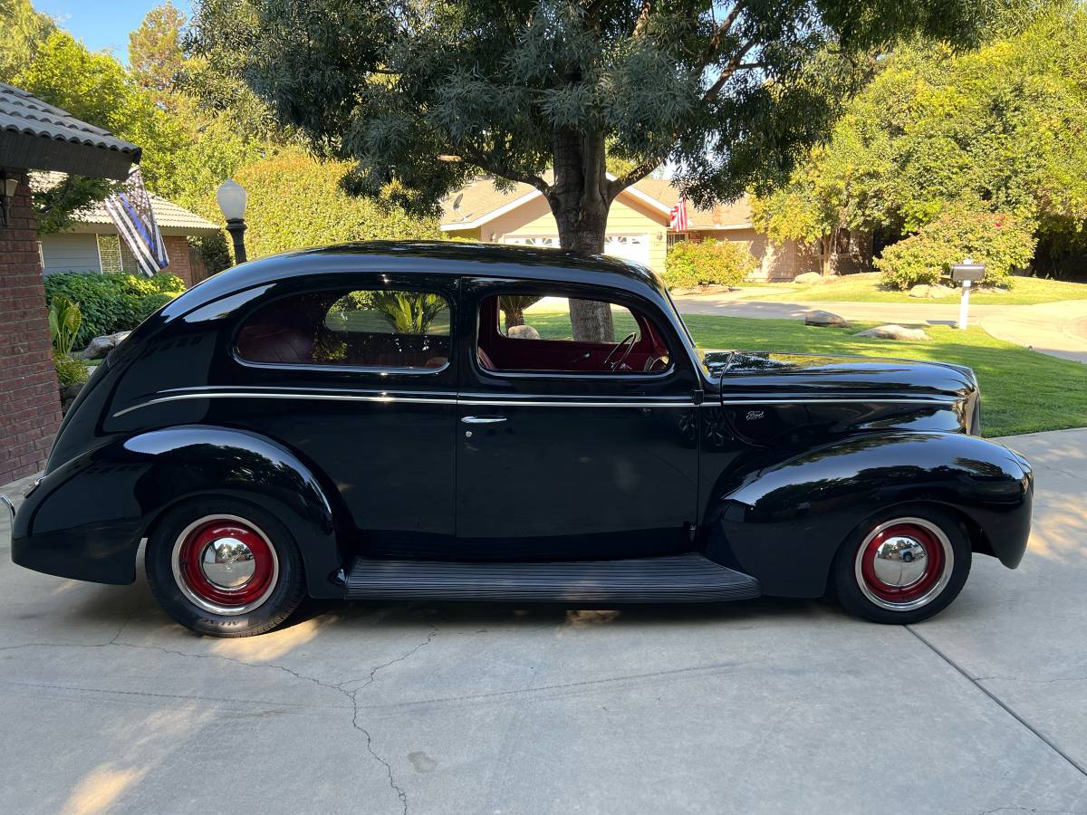 Ford-1940-black-15