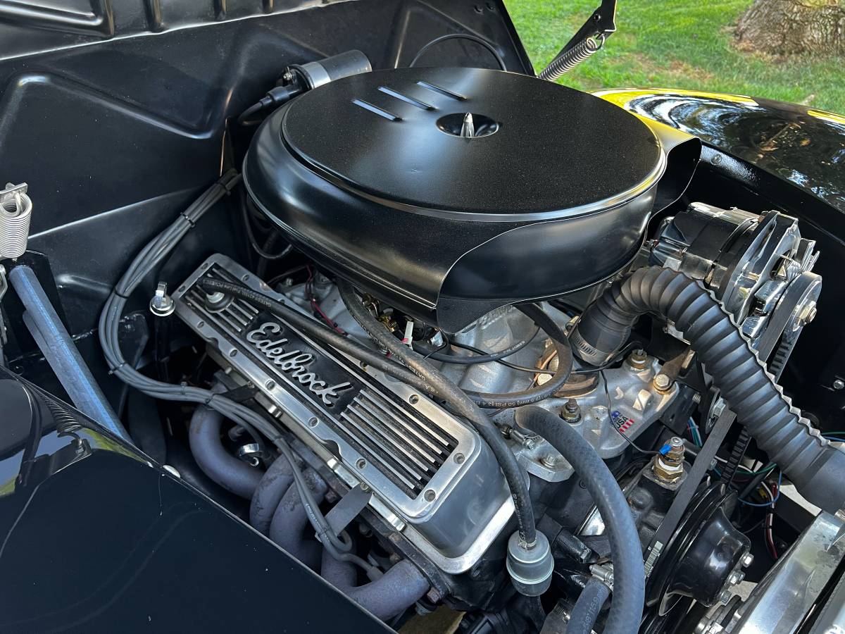Ford-1940-black-18