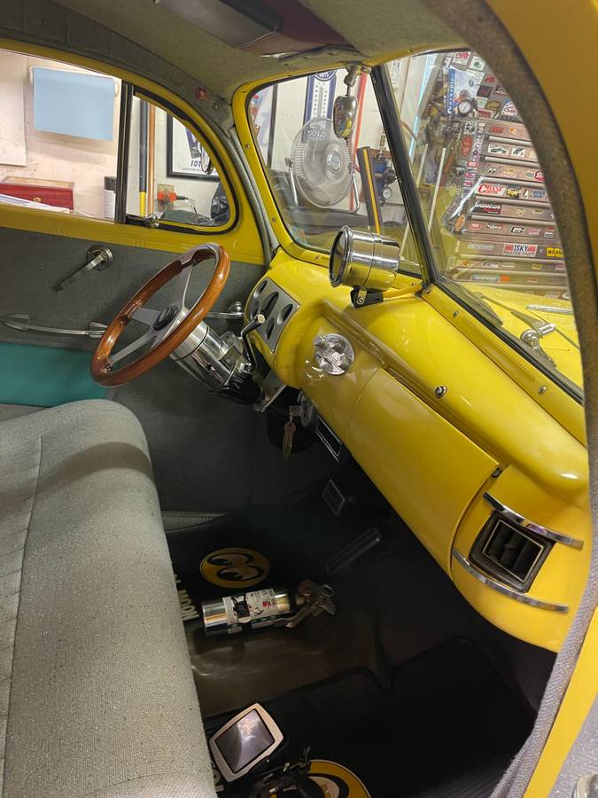 Ford-1940-yellow-10