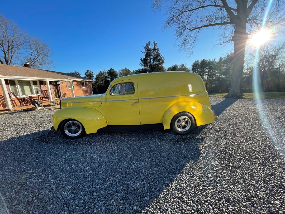 Ford-1940-yellow-8