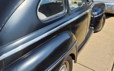 Ford-1947-black-5