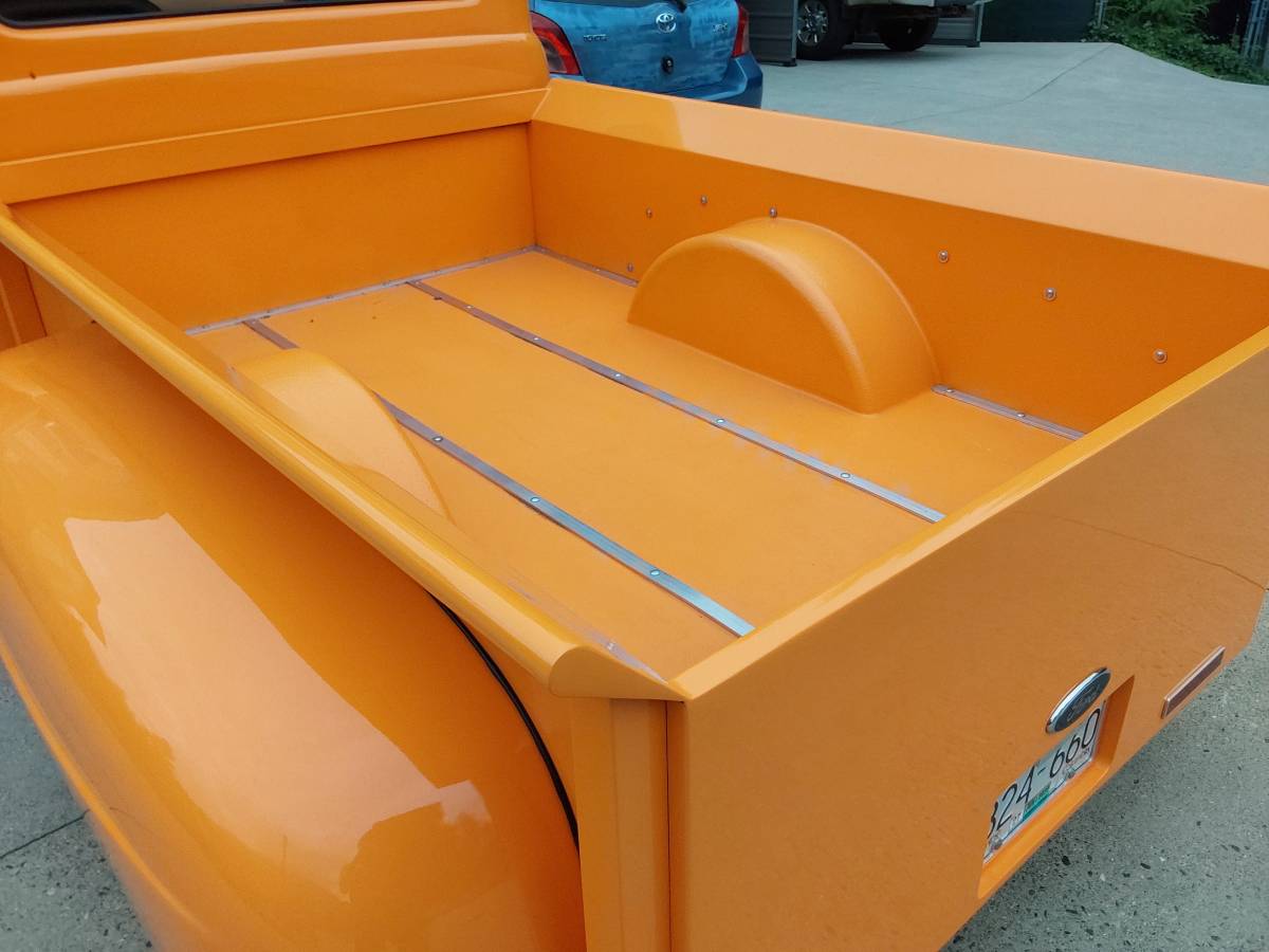 Ford-1948-orange-3