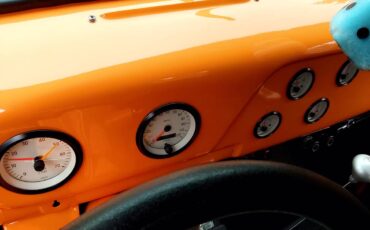 Ford-1948-orange-4