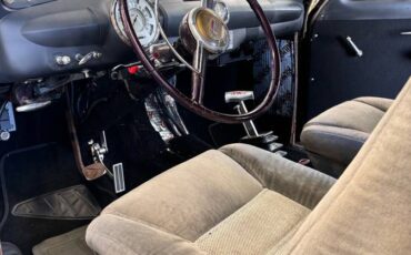 Ford-1949-black-1