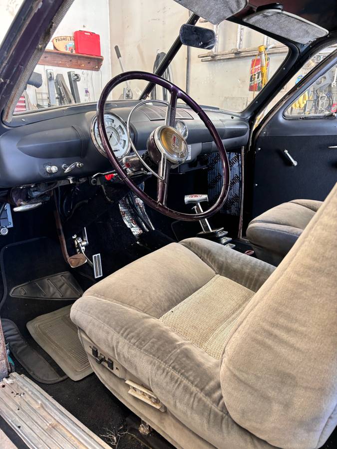 Ford-1949-black-1