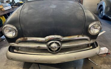 Ford-1949-black-2