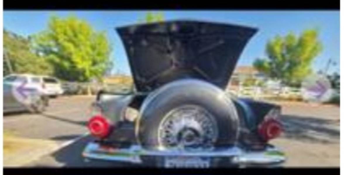 Ford-1956-silver-2