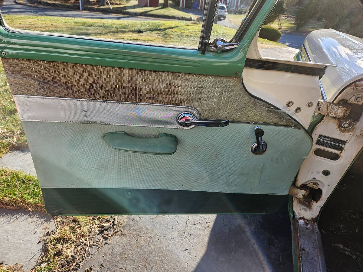 Ford-1957-green-3