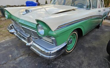 Ford-1957-green