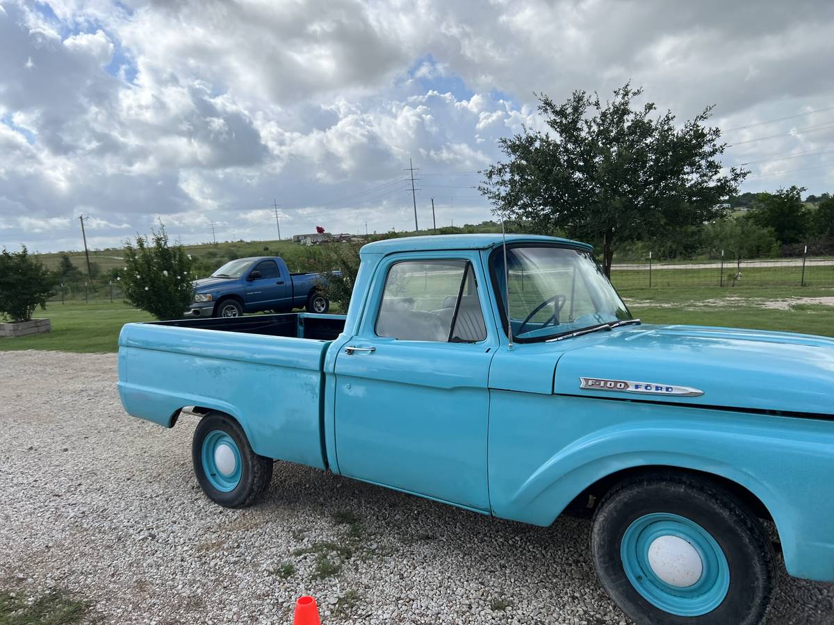Ford-1961-3