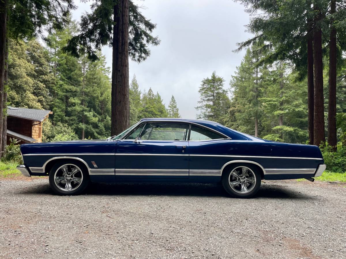 Ford-1967-blue
