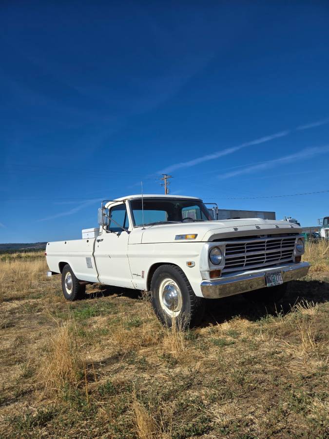 Ford-1969-white-5
